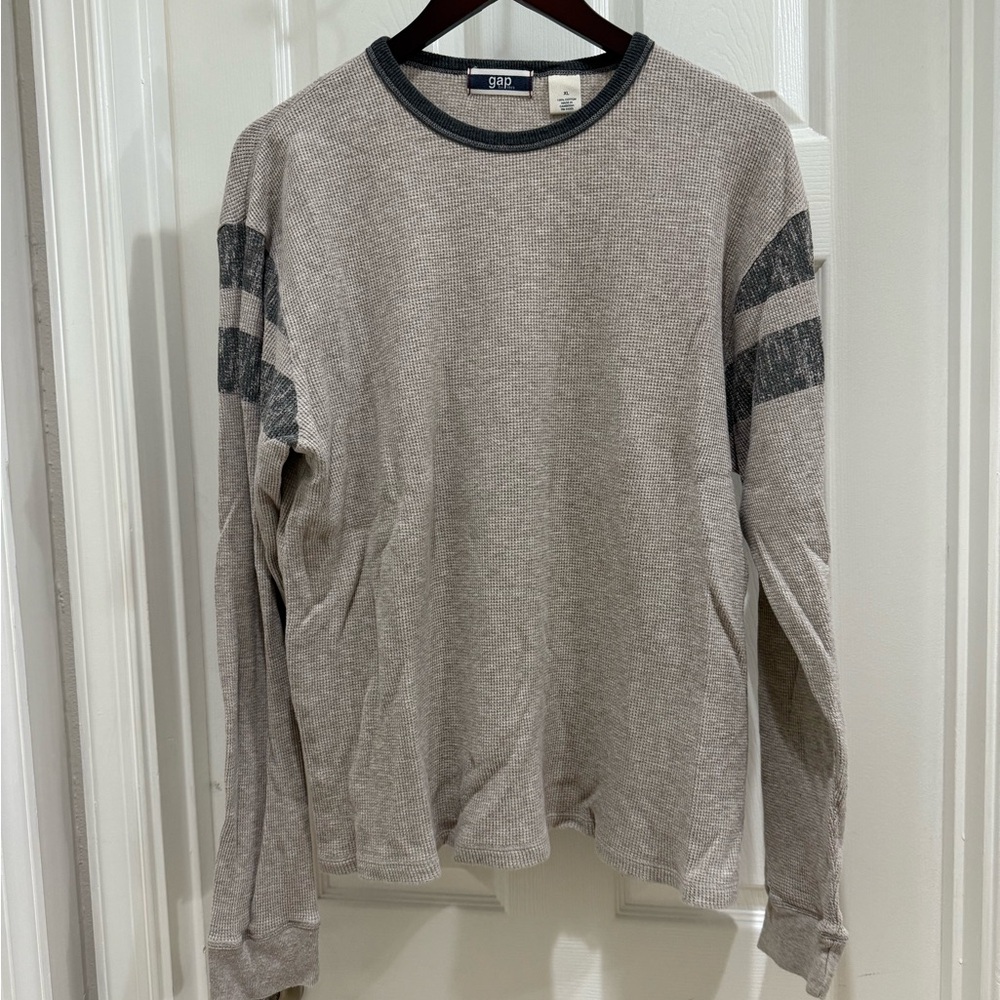 GAP Beige and Dark Gray Thermal Crewneck Sweater